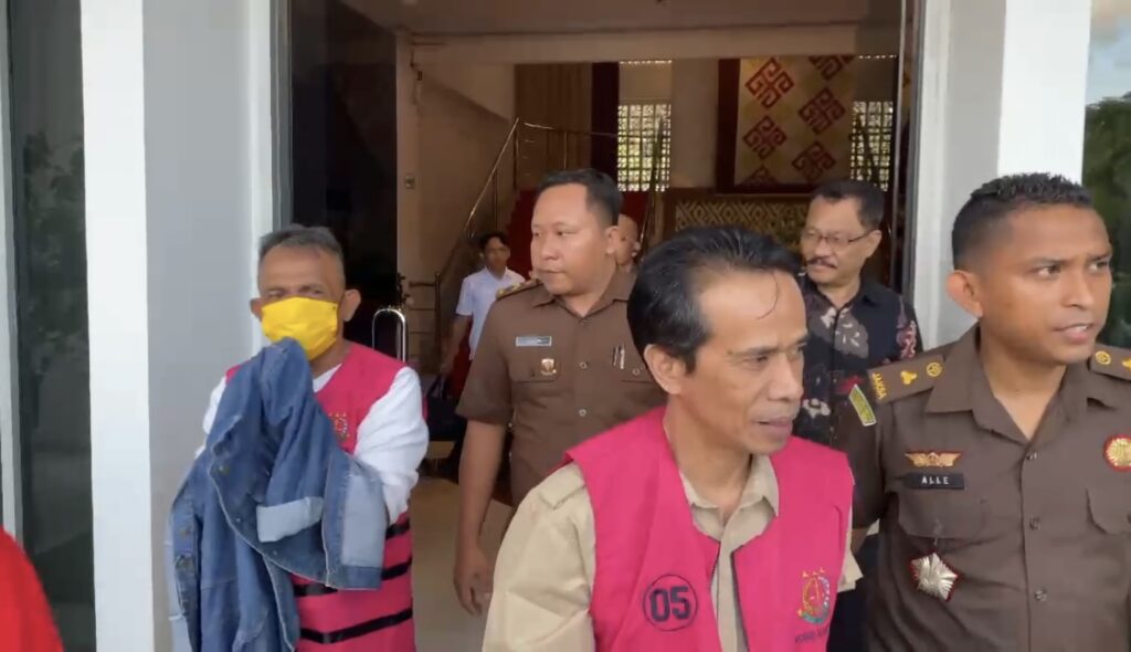 Penetapan dan Penahanan 1 (satu) orang sebagai Tersangka dalam Perkara Dugaan Tindak Pidana Korupsi Dalam Kegiatan Penyelenggaraan Cadangan Beras Pemerintah (CBP) pada Perum Bulog Kantor Cabang Waingapu Tahun Anggaran 2023 dan Tahun Anggaran 2024