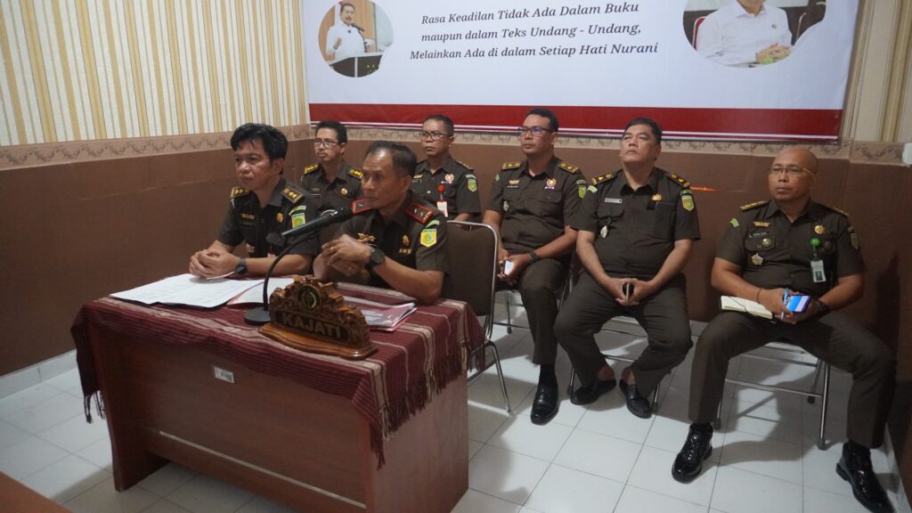 Kegiatan ekspose penghentian penuntutan oleh Kejaksaan Tinggi NTT melalui pendekatan Restorative Justice (RJ) secara virtual